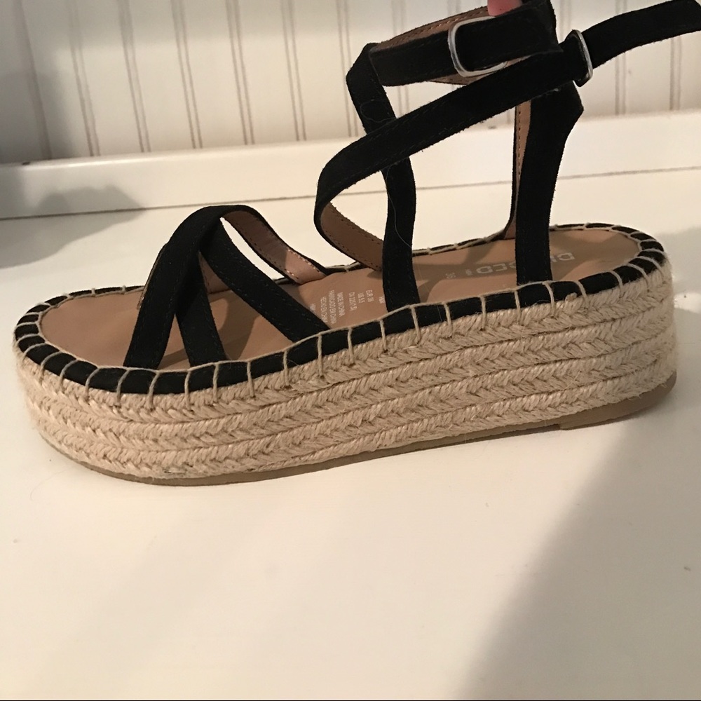 Black Criss Cross  Woven Platform Sandals